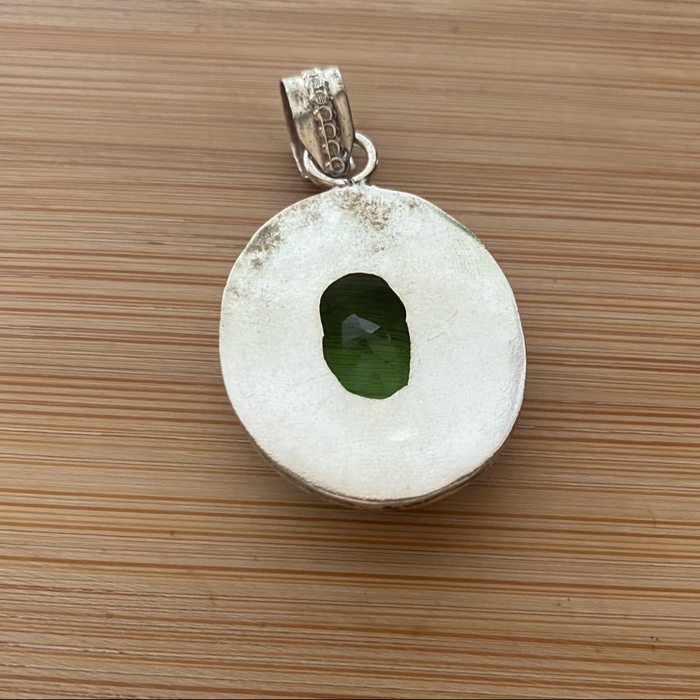 Silver Large Green Stone Necklace Pendant - Picture 3 of 11